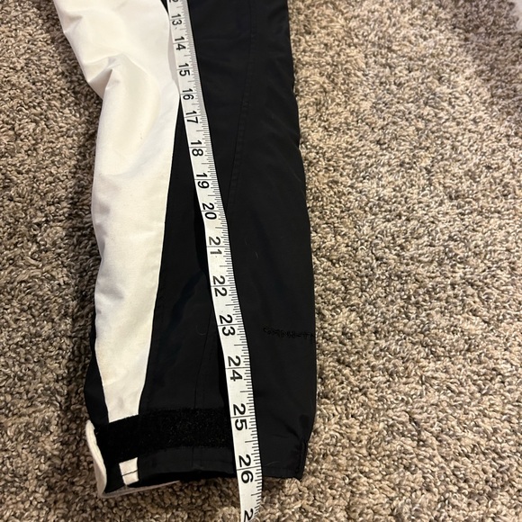 Columbia outer shell black ,white, and brown jacket - Picture 4 of 6